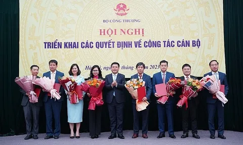 Bộ TT&TT và Bộ Công Thương bổ nhiệm loạt nhân sự mới