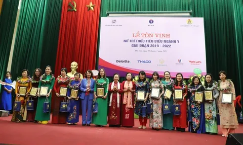 Tôn vinh 51 nữ trí thức tiêu biểu ngành y giai đoạn 2019-2022