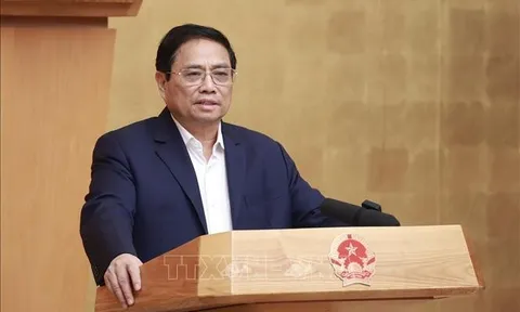 Thủ tướng Phạm Minh Chính: Giải quyết dứt điểm tình trạng thiếu thuốc, trang thiết bị y tế