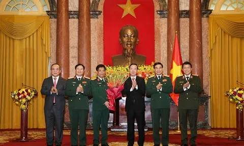 Chủ tịch nước trao quyết định thăng quân hàm Thượng tướng đối với đồng chí Nguyễn Văn Nghĩa