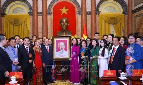 Xây dựng đội ngũ doanh nhân, doanh nghiệp Việt Nam thích ứng xu thế thời đại