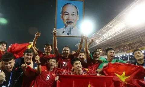 Toàn dân rèn luyện thân thể theo gương Bác Hồ vĩ đại