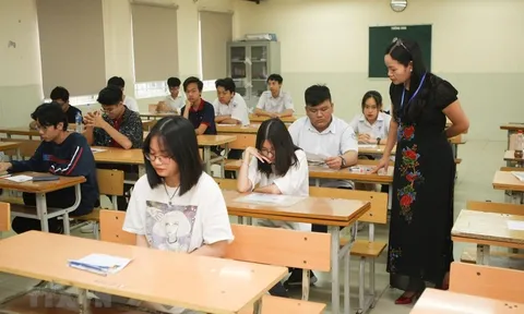 Những học sinh Hà Nội không trúng tuyển lớp 10 công lập sẽ học ở đâu?