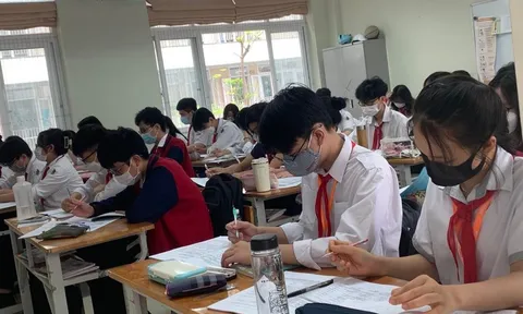 Top 10 trường THPT có tỉ lệ chọi vào lớp 10 cao nhất Hà Nội