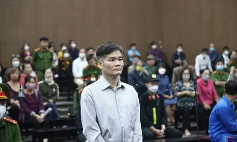Phán quyết vụ 'tiến sĩ dạy làm giàu' chiếm đoạt 572 tỉ đồng của 500 người