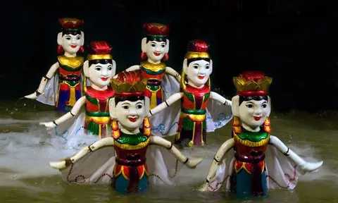 Gửi hồn Việt vào những con rối nước