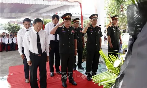 Tiếp nhận và hồi hương 96 hài cốt liệt sĩ Việt Nam hy sinh tại Lào