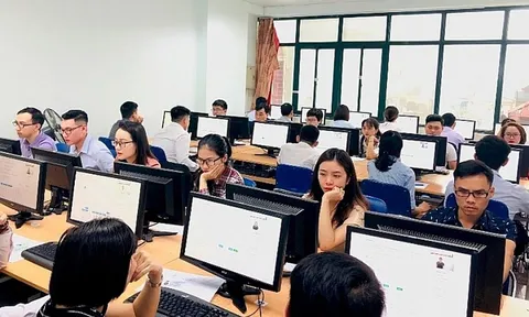 Bộ Nội vụ dự kiến bãi bỏ toàn bộ 10 thông tư về tuyển dụng; quản lý công chức, viên chức