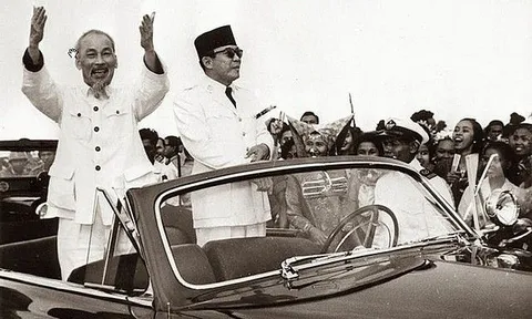 Trường phái ngoại giao Hồ Chí Minh