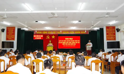 Bộ tham mưu Hải quân tập huấn chuyên ngành Hàng hải và bồi dưỡng kiến thức luồng