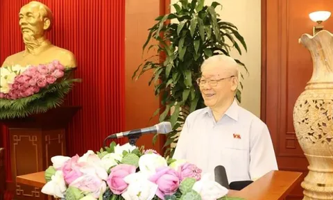 Tổng Bí thư Nguyễn Phú Trọng: Các nữ đại biểu Quốc hội cần phát huy bản lĩnh, thực sự là những 'bông hồng thép'