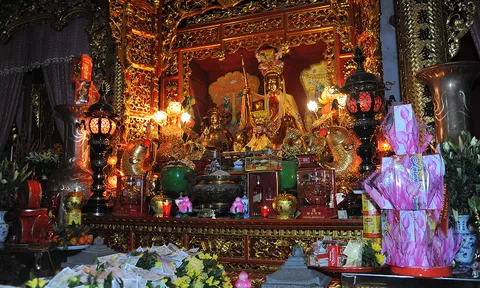 Sử liệu Đức Thánh Mẫu Vũ Thị Thục
