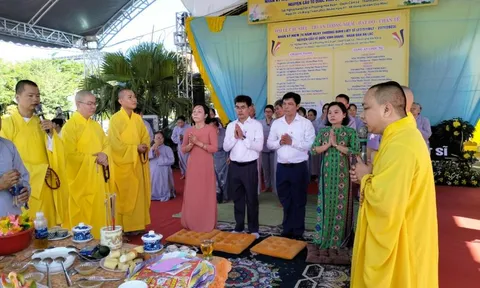 Đà Nẵng: Tổ chức Đại lễ cầu siêu - Thắp nến tri ân nhân dịp 76 năm ngày Thương binh liệt sĩ