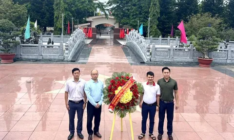 Hội Doanh nhân trẻ tỉnh Kon Tum tri ân các anh hùng liệt sĩ