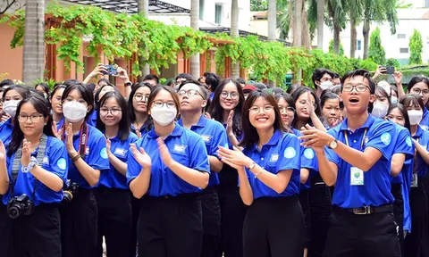 Chiều nay 22/8, hàng loạt trường công bố điểm chuẩn đại học 2023