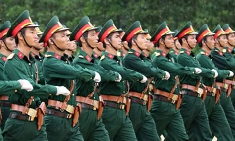 Kiến nghị sửa đổi chính sách để sĩ quan quân đội được hưởng lương hưu tối đa
