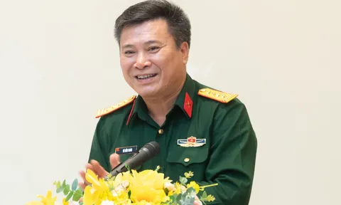 Đại tá Vũ Hữu Hanh giữ chức Tư lệnh Bộ Tư lệnh Tác chiến không gian mạng