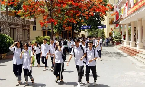Top những ngành có điểm chuẩn cao nhất năm 2023, thủ khoa toàn khối vẫn trượt
