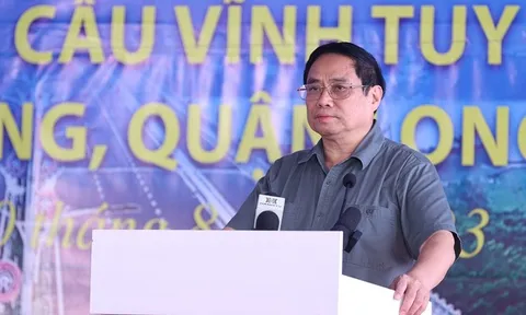 Thủ tướng Phạm Minh Chính dự lễ khánh thành cầu Vĩnh Tuy giai đoạn 2