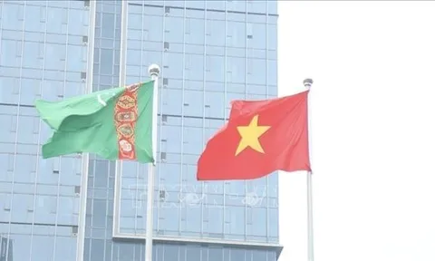 ASIAD 2023: Quốc kỳ Việt Nam tung bay tại Làng Á vận hội