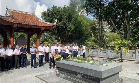 Tôn vinh những cống hiến của Đại thi hào Nguyễn Du đối với văn hóa dân tộc và nhân loại