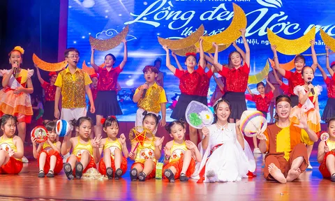 Chương trình “Lồng đèn thắp sáng ước mơ”: Rộn rã tiếng cười đêm Trung thu