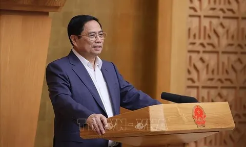 Khai mạc Phiên họp Chính phủ thường kỳ và Hội nghị trực tuyến Chính phủ với địa phương