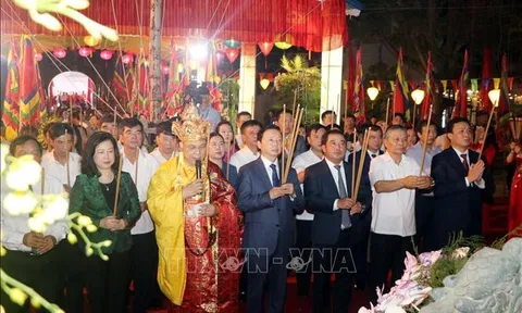 Tưởng niệm 723 năm Ngày mất Anh hùng dân tộc Trần Hưng Đạo và khai Hội mùa Thu Côn Sơn - Kiếp Bạc
