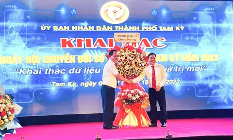 Tam Kỳ nhộn nhịp hưởng ứng Ngày chuyển đổi số Quốc gia 10/10 năm 2023