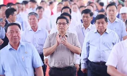 Thủ tướng phát lệnh khởi công cầu Đại Ngãi bắc qua sông Hậu nối 2 tỉnh Trà Vinh và Sóc Trăng