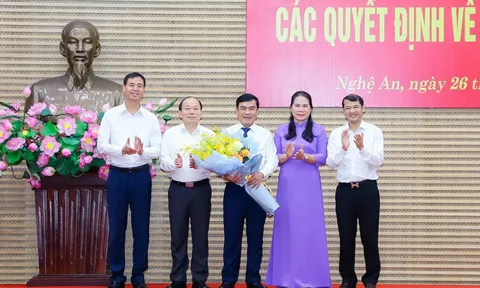 Chủ tịch UBND huyện Con Cuông làm Giám đốc Sở Xây dựng Nghệ An