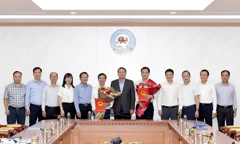 Nhân sự mới tuần qua: Điều động, bổ nhiệm lãnh đạo tại bộ, ngành