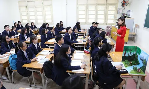 Đòn bẩy để giáo viên sống được bằng nghề