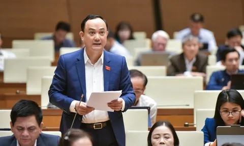 ĐBQH: Chỉ ưu tiên phát triển xe bus thì không giải quyết được tắc đường
