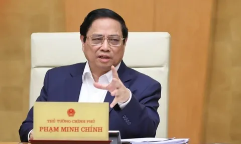 Thủ tướng: Sớm trình Chính phủ ban hành nghị định về việc giảm thuế VAT