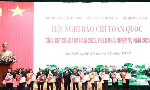 Tập trung xây dựng nền báo chí chuyên nghiệp, nhân văn, hiện đại