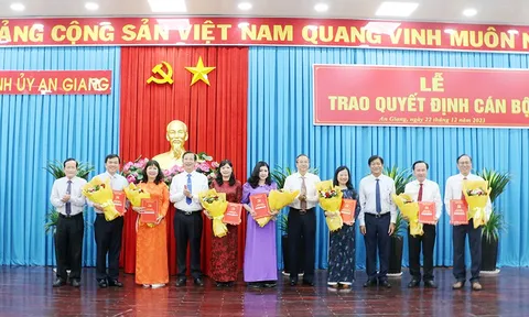 Điều động, bổ nhiệm nhân sự mới tại Sóc Trăng và An Giang