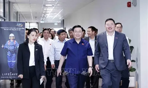 Chủ tịch Quốc hội Vương Đình Huệ thăm, làm việc tại tỉnh Bà Rịa - Vũng Tàu