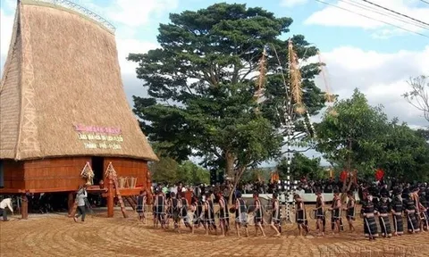 Bình yên và phát triển trên xứ sở cồng chiêng
