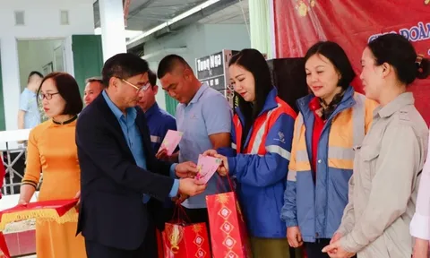 Liên đoàn Lao động tỉnh Yên Bái chăm lo Tết cho người lao động trên địa bàn tỉnh