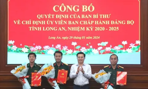 Long An, Phú Yên kiện toàn nhân sự mới