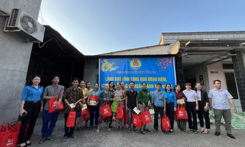 Nestlé Việt Nam tặng gần 6.000 phần quà cho các gia đình khó khăn