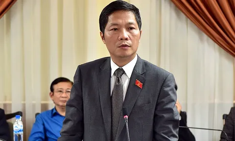 Ông Trần Tuấn Anh thôi giữ chức Ủy viên Bộ Chính trị