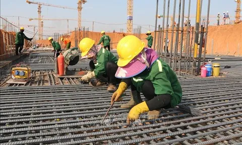 Thi công xuyên Tết tại sân bay Long Thành