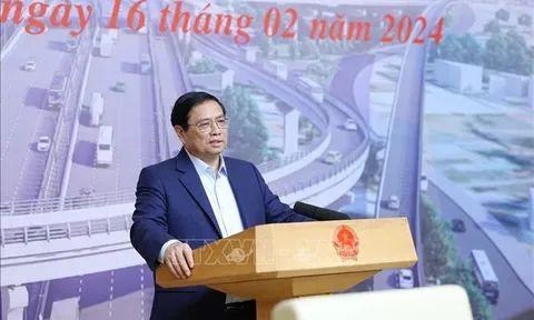 Thủ tướng: 2024 là năm tăng tốc triển khai các công trình, dự án giao thông