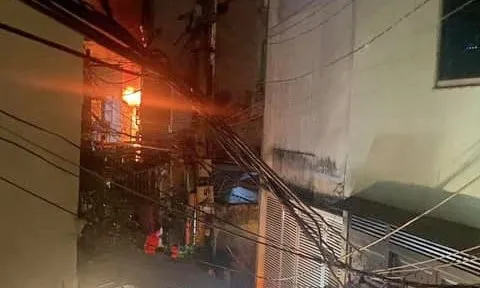 TP Hồ Chí Minh: Cháy nhà trong hẻm, 4 người tử vong