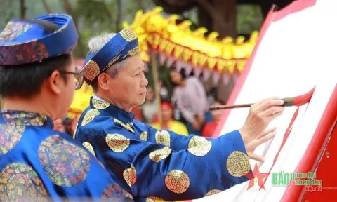 Mỹ tục xin chữ đầu xuân
