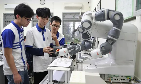 Tuyển sinh đại học 2024: Xuất hiện những ngành mới trong trường top đầu