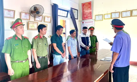 Công an Thừa Thiên Huế: Bắt nhóm đối tượng tổ chức cho người khác trốn đi nước ngoài