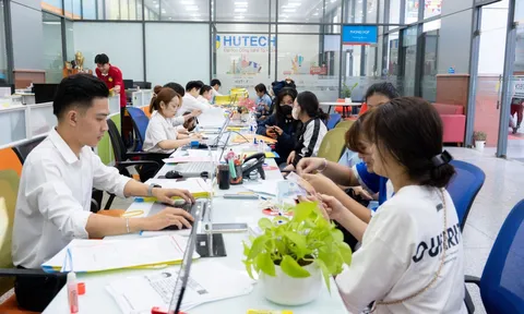Nhiều trường đại học công bố điểm trúng tuyển bằng phương thức xét tuyển sớm